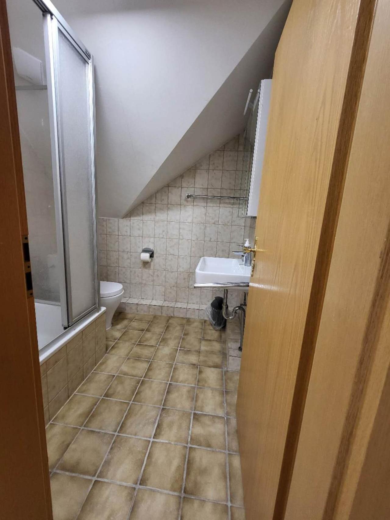 Zimmer Nr 4 Mit Privates Badezimmer In Juelich酒店 外观 照片